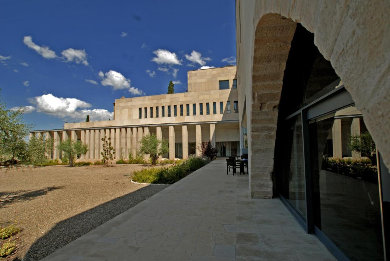 Hostatgeria De Poblet Hotel Buitenkant foto